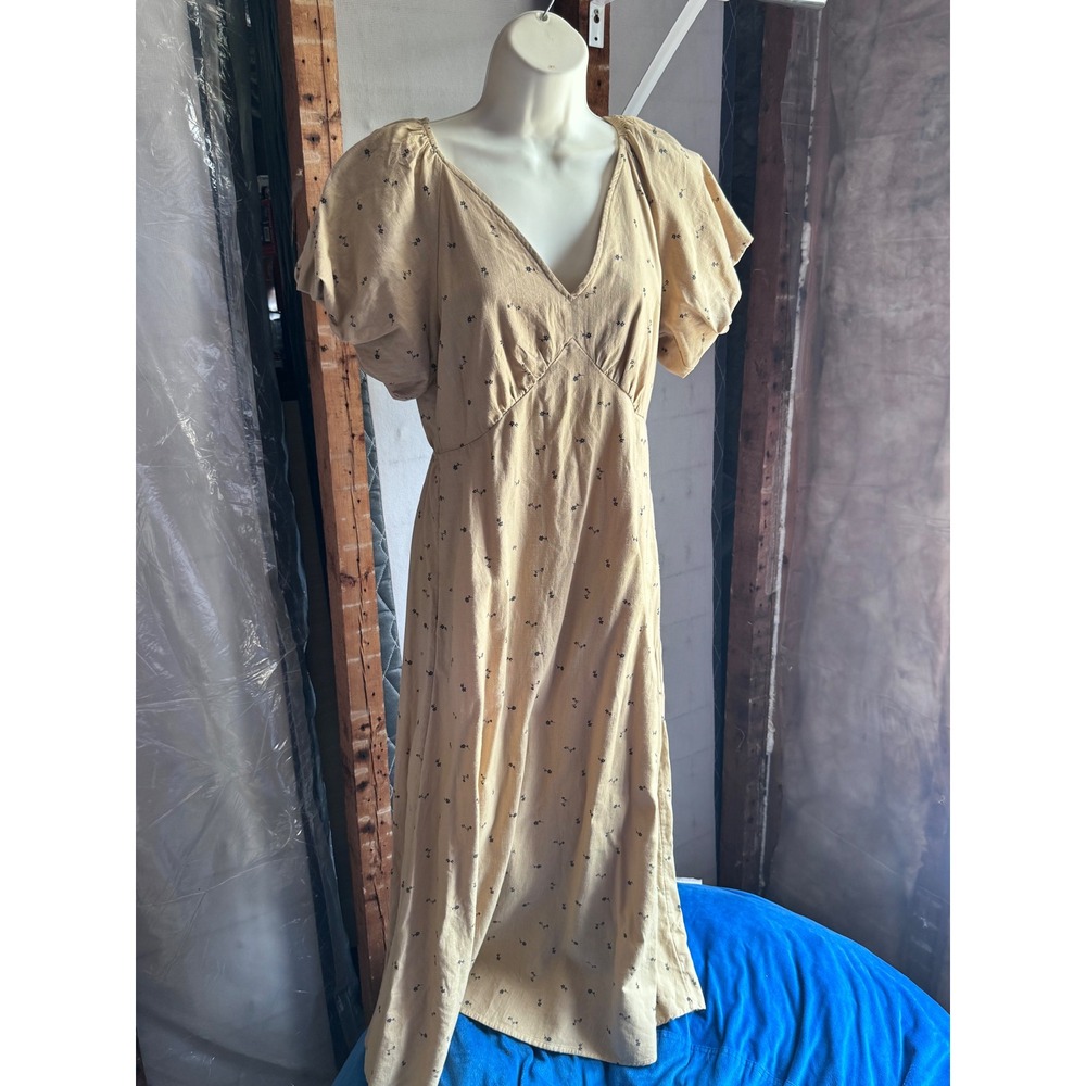 Universal Thread Tan Floral Midi Dress V-Neck Puff Sleeve Cotton Rayon Small NWT